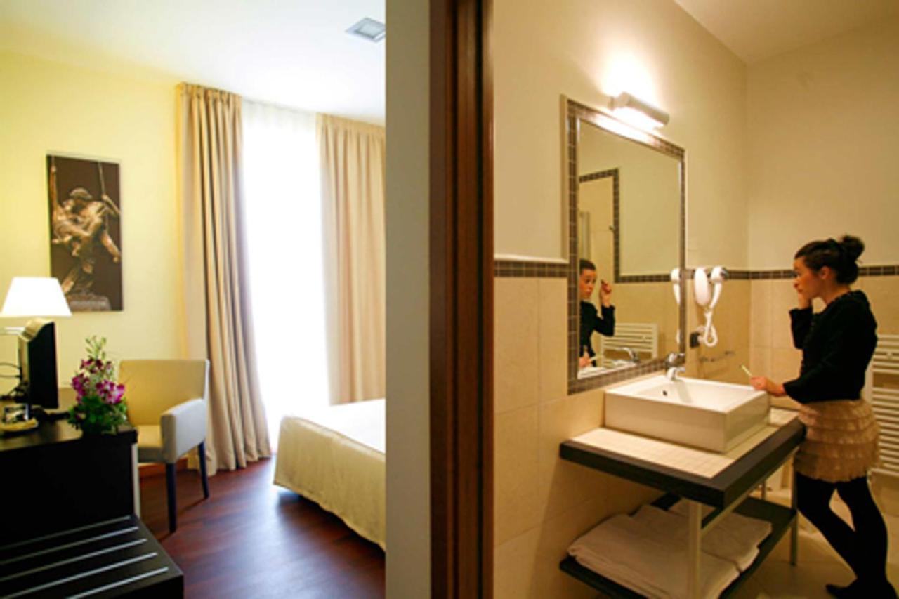 Hotel Le Macine Vittorio Veneto Phòng bức ảnh